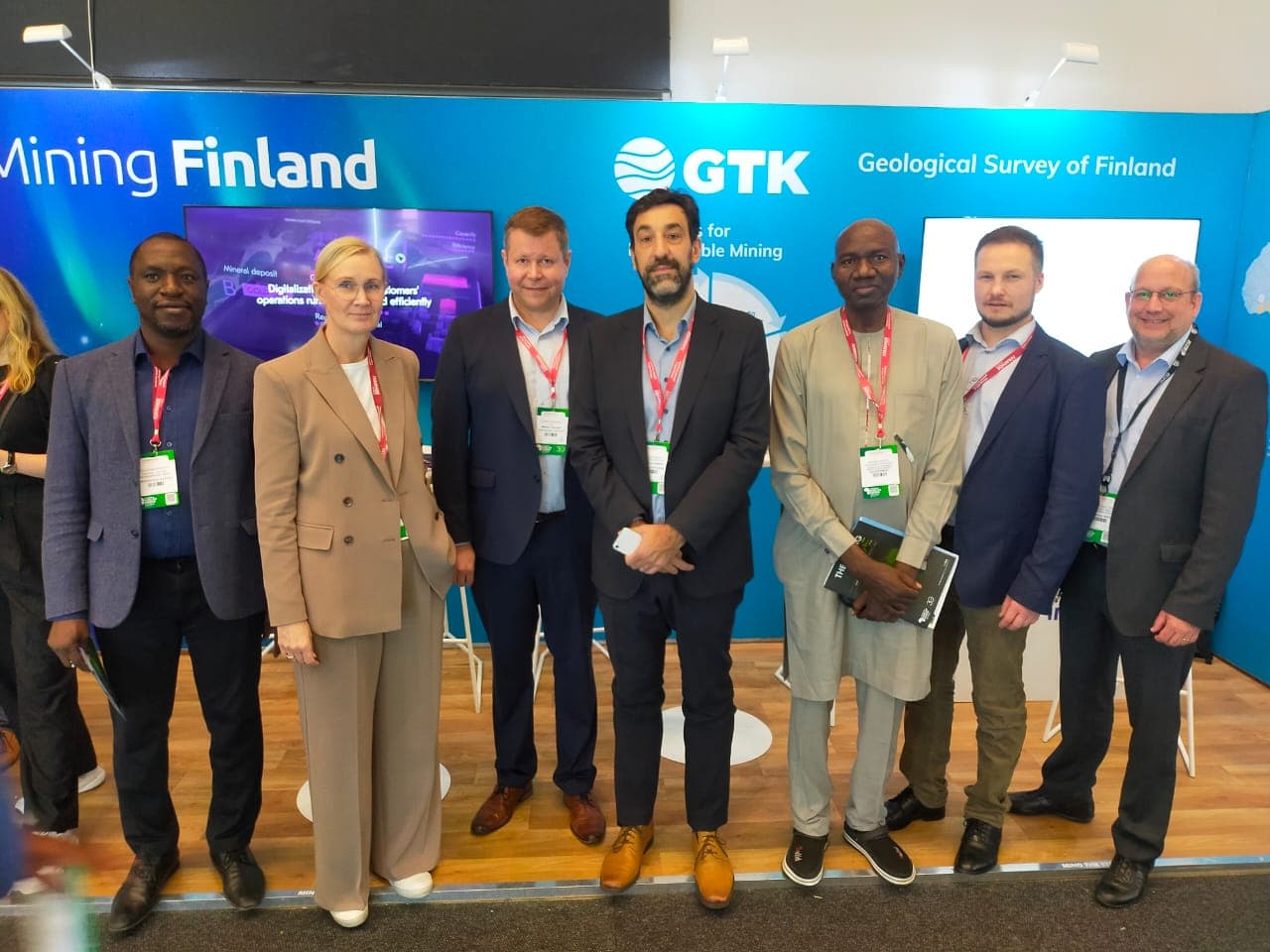 Taraba & Finland's Reps at Mining Convention